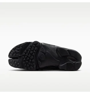 Кросівки жіночі Nike Air Rift Leather WomenS Shoes Black/Metallic IH3656-095