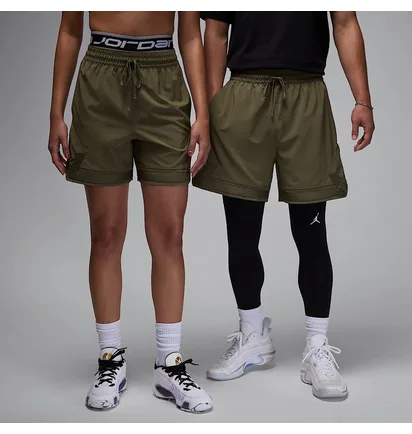Шорты унисекс Air Jordan Diamond Olive FQ2989-222
