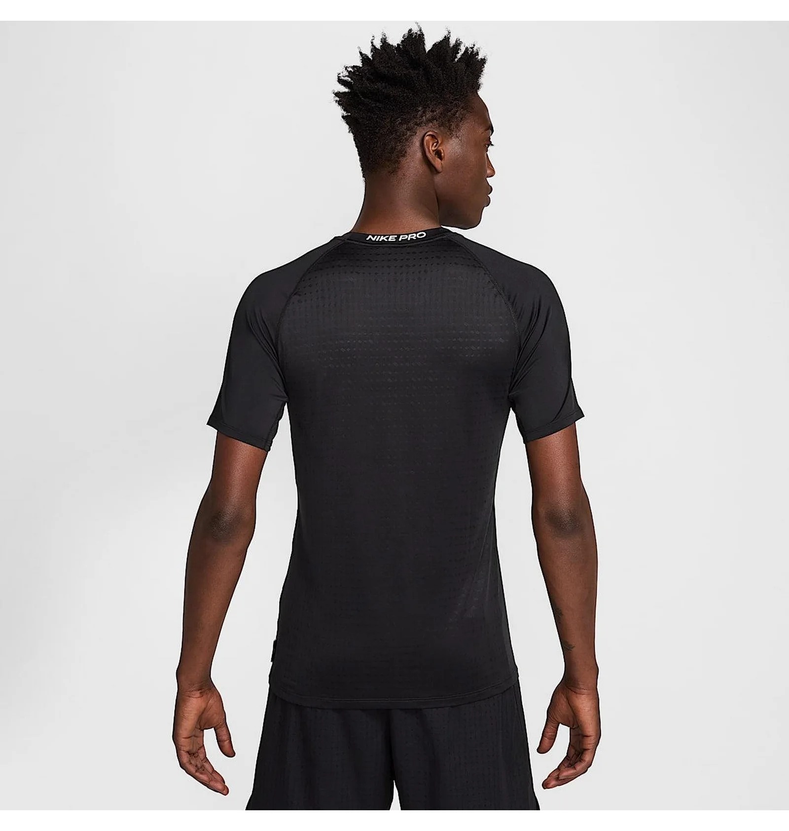 ᐉ Футболка мужская Nike Pro Breathe Black HJ4055-010 - купить в