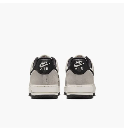 Кроссовки мужские Nike Air Force 1 07 Lv8 Grey/Beige IO2077-030