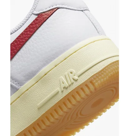 Кроссовки женские Nike Air Force 1 07 White FN3493-100
