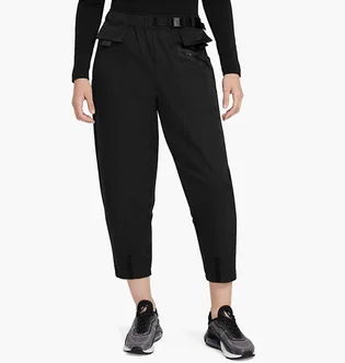 Штани жіночі Nike Sportswear Tech Pack Black DD4616-010