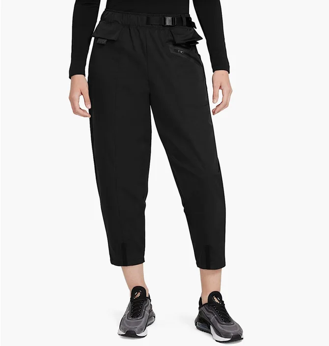 Штани жіночі Nike Sportswear Tech Pack Black DD4616-010