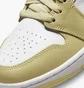 Кроссовки женские Air Jordan 1 Mid Yellow Bq6472-701