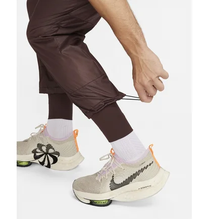 Штаны мужские Nike Running Division Phenom Storm-Fit Running Pants Brown FB8542-227