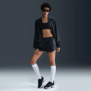 Шорти жіночі Nike Wr Wvn Mr 2 Ltwt Sht Black HM8402-010