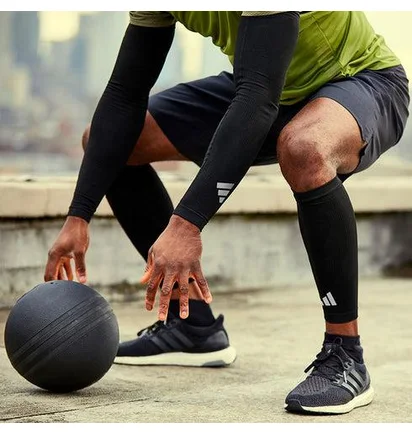 Фиксатор бедра Adidas Climacool Compression Calf Sleeve Black ADSL-13014BK