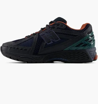 Кросівки чоловічі New Balance 1906R Black M1906RVC