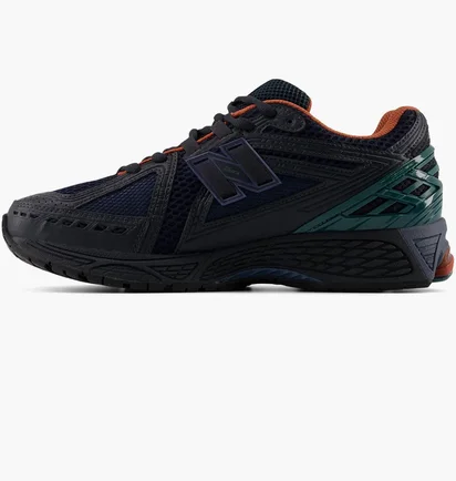 Кросівки чоловічі New Balance 1906R Black M1906RVC