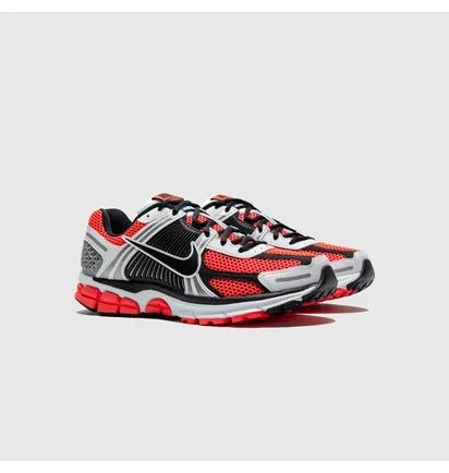 Кроссовки мужские Nike Zoom Vomero 5 Se Sp Grey/Red CZ8667-600
