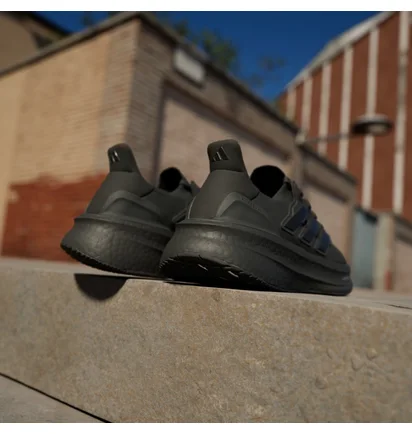 Кроссовки женские Adidas Ultraboost 5 Black ID8847