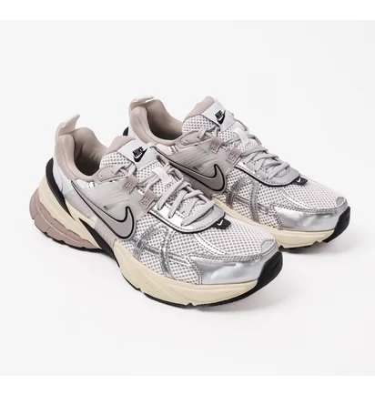 Кросівки жіночі Nike Runtekk Grey FD0736-100