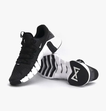 Кросівки чоловічі Nike Free Metcon 5 Black DV3949-001