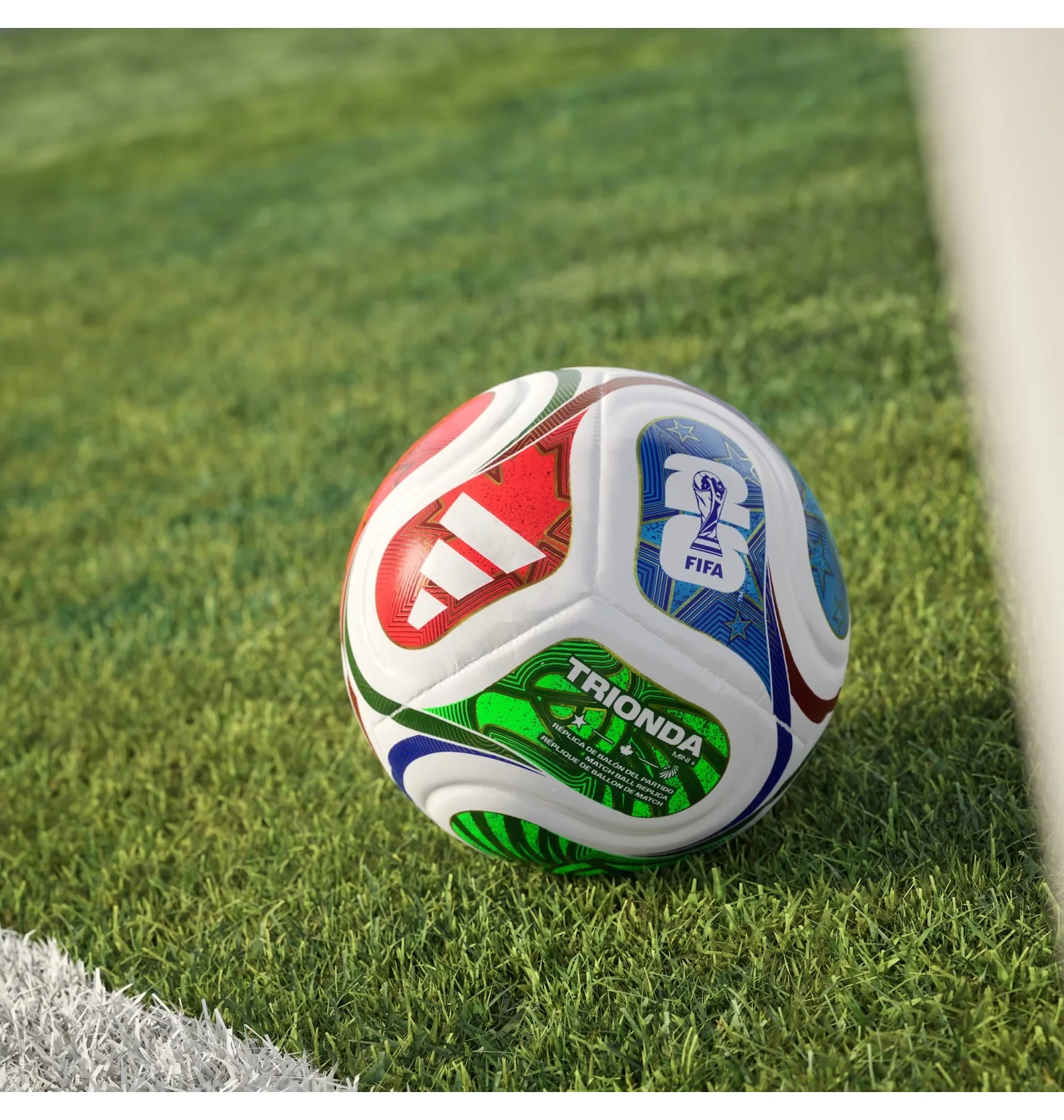 チャレンジ　DIA UFAC ᐉ Футбольний м'яч Adidas Fifa World Cup 26 Trionda Mini Multi