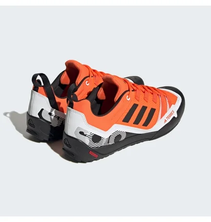 Кроссовки унисекс Adidas Terrex Swift Solo 2.0 Hiking Orange IE6902