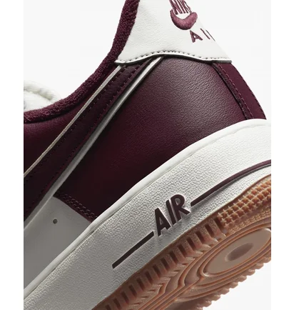 Кросівки чоловічі Nike Air Force 1 07 Lv8 Se Varsity Casual Shoes Bordo/White Dq7659-102