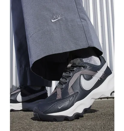 Кросівки жіночі Nike Tc 7900 Black DD9682-001