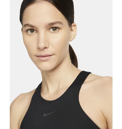 Топ женский Nike Womens Medium-Support Non-Padded Sports Bra Black Dm0660-010