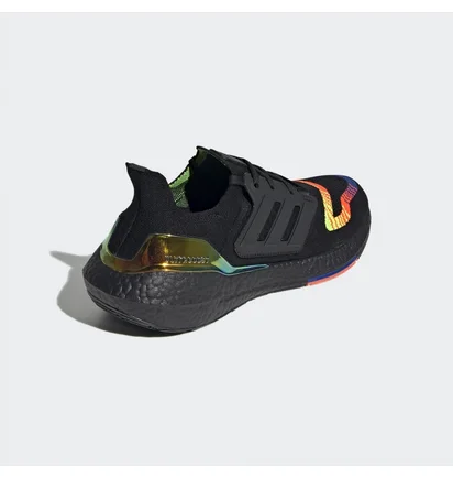 Кроссовки мужские Adidas Ultraboost 22 Running Shoes Black Hq0965