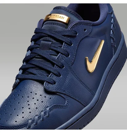 Кроссовки женские Air Jordan Method Of Make Low Cacao Wow Blue FN5032-400