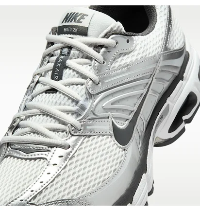 Кросівки чоловічі Nike Air Max Moto 2K Grey/White IQ7592-025