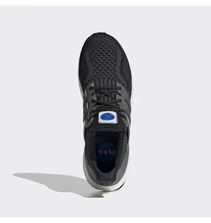 Кроссовки унисекс Adidas Ultraboost 5.0 Dna Black Fz1855