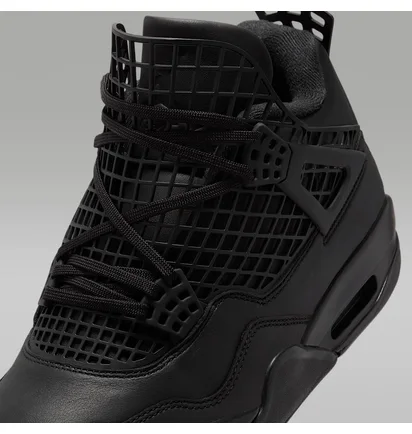 Кроссовки женские Air Jordan 4 Retro Black FN7251-001