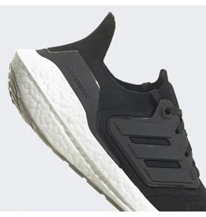 Кроссовки женские Adidas Ultraboost 22 Black GX5591