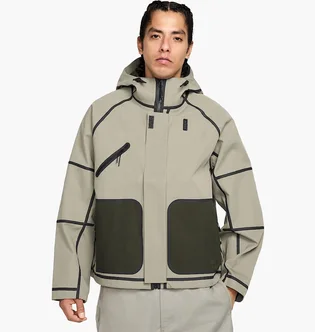 Ветровка мужская Nike Tech Storm-Fit Adv Olive HM9473-320