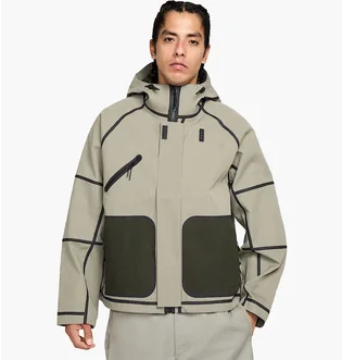 Ветровка мужская Nike Tech Storm-Fit Adv Olive HM9473-320