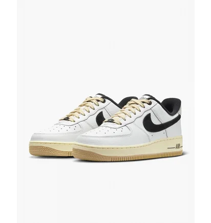 Кросівки жіночі Nike Air Force 1 07 Lx White Dr0148-101