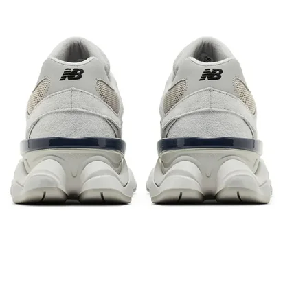 Кросівки чоловічі New Balance Nb9060 Grey U9060JGR