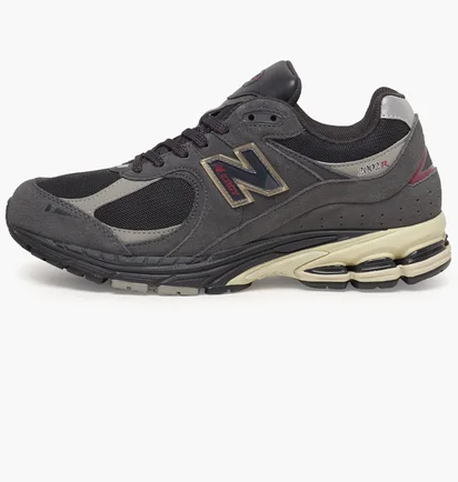 Кросівки чоловічі New Balance 2002R Grey M2002RGV