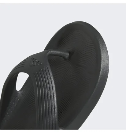Тапочки унисекс Adidas Adicane Flip-Flops Black Hq9921