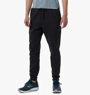 Штаны мужские New Balance R.W.Tech Fleece Pant Black Mp21143Bk