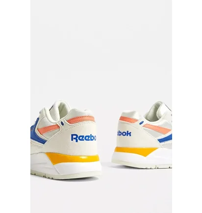 Кросівки чоловічі Reebok Bolton Essential White DV5639