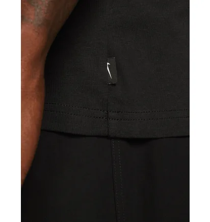 Футболка чоловіча Nike Nrg Tee Black DO6627-010