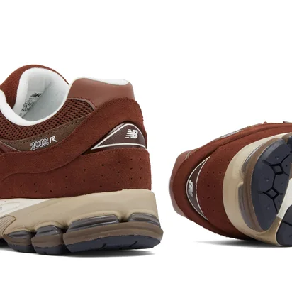 Кроссовки мужские New Balance 2002R Brown M2002RFF