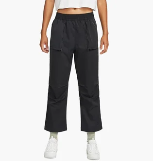 Штаны женские Nike Sportswear Dri-Fit Tech Pack Mid-Rise Woven Pants Black DQ6659-010