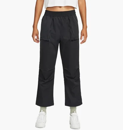 Штаны женские Nike Sportswear Dri-Fit Tech Pack Mid-Rise Woven Pants Black DQ6659-010
