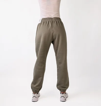 Штаны женские Nike Phoenix Fleece High-Waisted Oversized Sweatpants Olive FZ5996-320