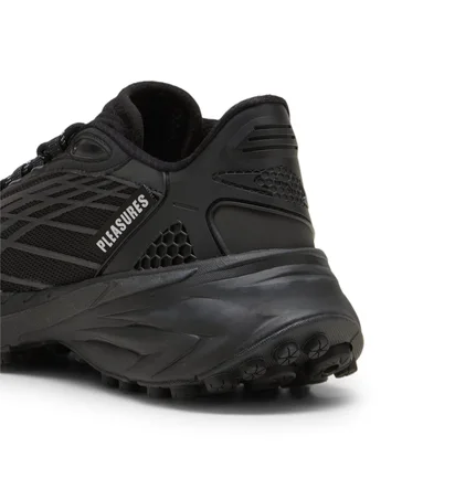 Кроссовки унисекс Puma X Pleasures Spirex Black 396037-01