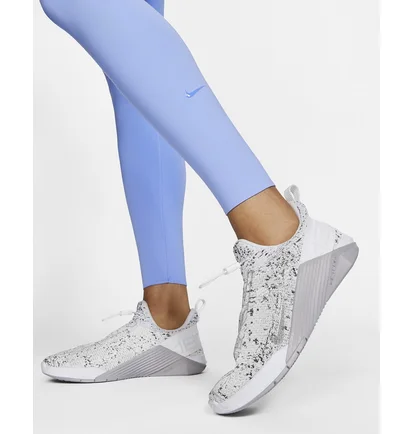 Легінси жіночі Nike One Luxe Light Blue AT3098-569
