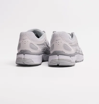 Кросівки жіночі Nike P-6000 Grey FV6603-101