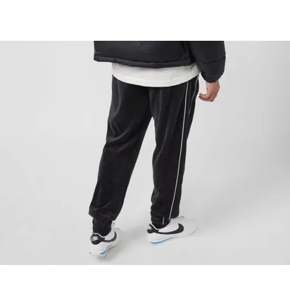 Штани чоловічі Nike Club Velour Track Pant Black FB8234-010