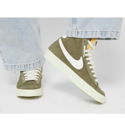 Кроссовки женские Nike Blazer Mid 77 Green DV7006-201