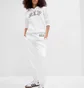 Штаны женские Gap Logo Jogger Sweatpants White 463492-18