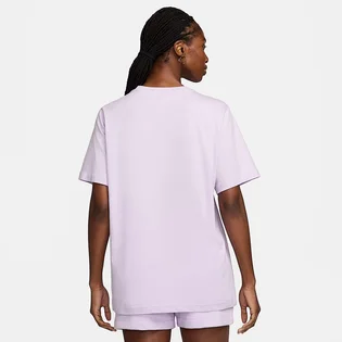 Футболка жіноча Nike Nsw Tee Essntl Lbr Violet FD4149-511