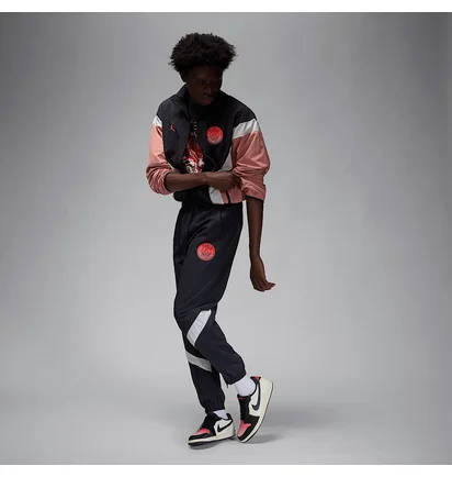Кросівки чоловічі Air Jordan 1 Low Paris Multi HF8828-100