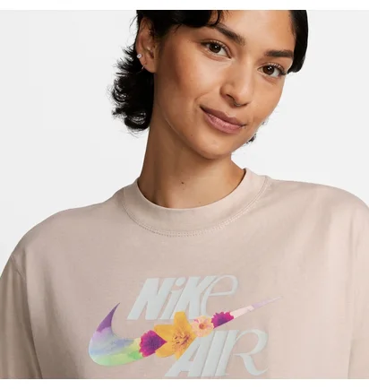 Футболка женская Nike Sportswear Tee Oc 3 Boxy Beige FB8191-272